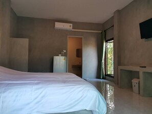 Escritorio y wifi gratis 