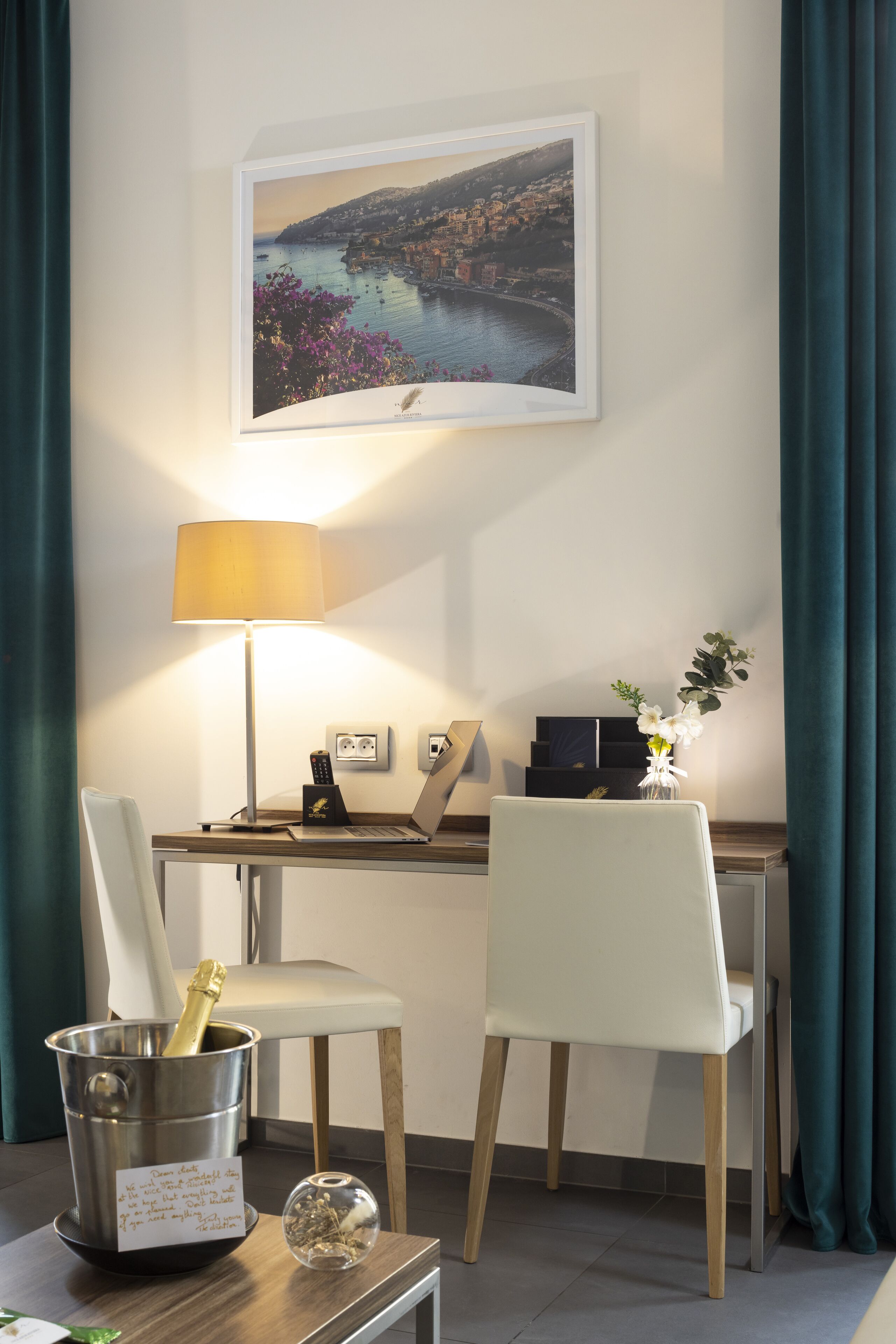 executive double room | minibar, in-room safe, desk, blackout curtains