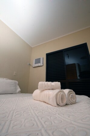 Suite Standard | 1 chambre, accès au Wi-Fi (inclus), literie fournie