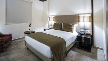 خزنة داخل الغرفة وأسرّة أطفال/رضّع (مجانًا) وأسرّة قابلة للطي