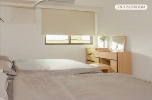 4 Schlafzimmer, Schreibtisch, Bügeleisen/Bügelbrett, kostenloses WLAN