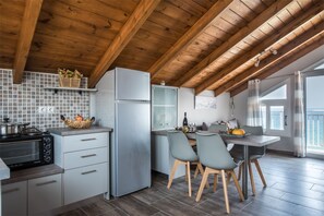 Apartment | Private kitchenette