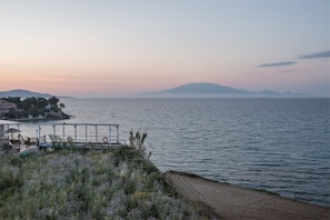 Beach/ocean view
