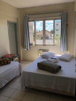 Wifi gratis y ropa de cama 