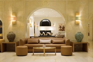 Lobby sitting area - Occidental Sousse Marhaba (Sousse)