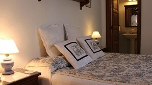 Caja de seguridad en la habitación, wifi gratis y ropa de cama 