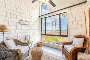 Fireplace - Bay View ~ Sunroom ~ Golf Cart ~ Community Pool (Miramar Beach)