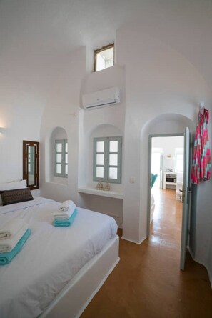 2 chambres, fer et planche à repasser, lit de bébé portatif, Wi-Fi