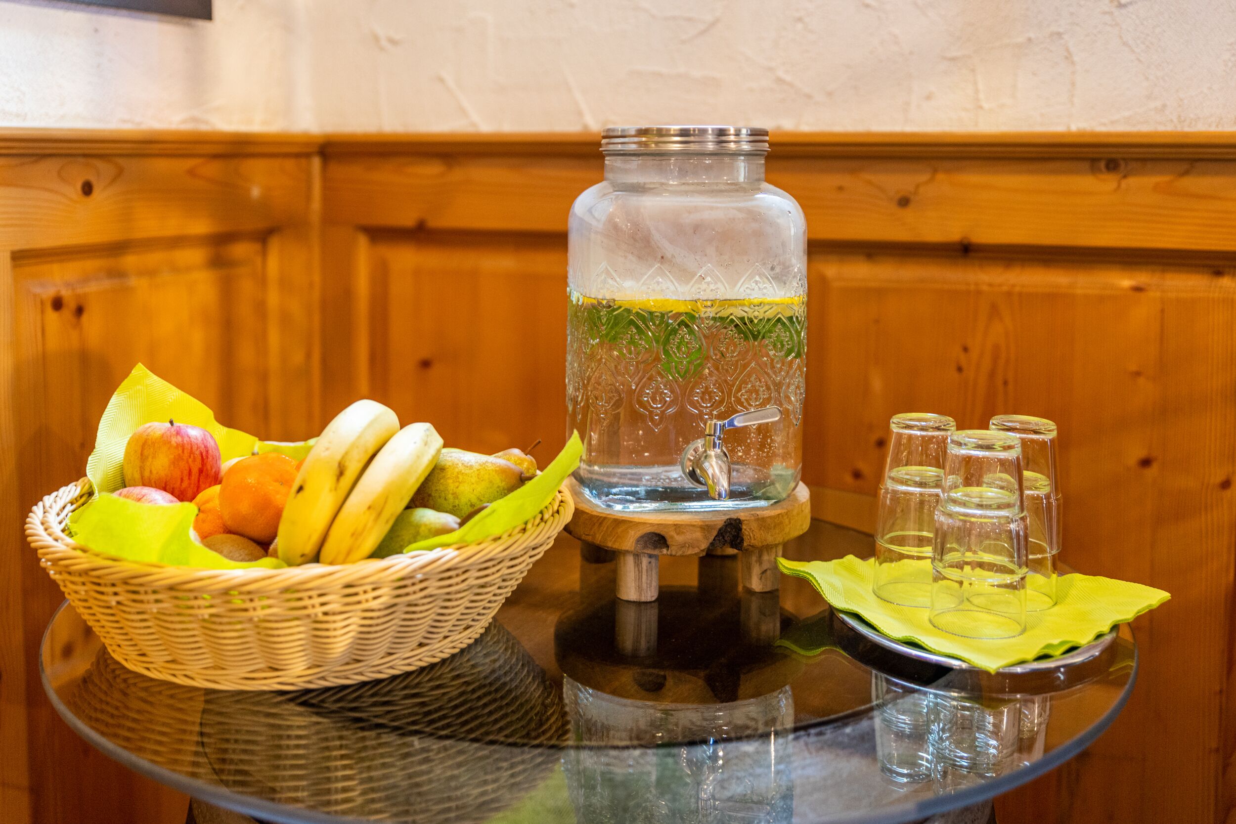 daily continental breakfast (eur 9.9 per person)