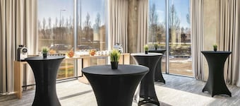 Park Inn by Radisson Vilnius Airport Hotel & Conference Centre