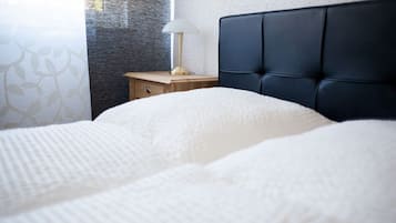 Apartment (Zur Leutra) | 3 bedrooms, free WiFi