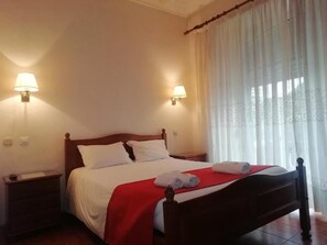 Kamar Double atau Twin Standar | Tempat tidur lipat/tambahan dan Wi-Fi gratis