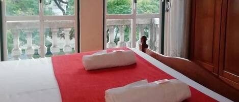 Kahden hengen standard-huone (yksi tai kaksi sänkyä) | Lisävuoteet, ilmainen Wi-Fi