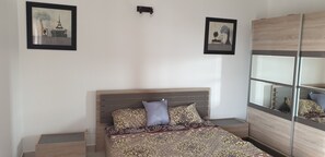 2 Schlafzimmer, Bügeleisen/Bügelbrett, WLAN, Bettwäsche