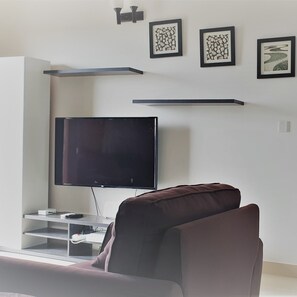 TV