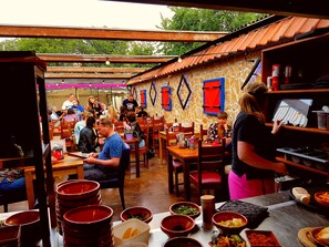 Breakfast, lunch, dinner served; Mexican cuisine - Hotel Restaurant Dolores (Hollum)