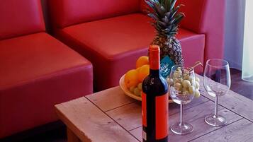 TV, lantai dipanaskan