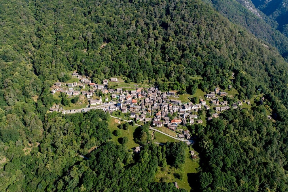 Ostello del Parco image