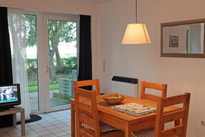 In-room dining - Feriengut Neuhof (Fehmarn)