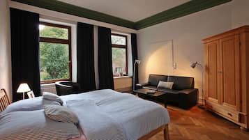 Apartment, 2 Bedrooms (Nr 10) | 2 bedrooms, iron/ironing board, free WiFi