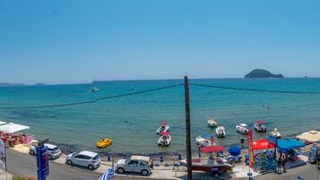 Penthouse, 2 Bedrooms, Beachfront | Beach/ocean view