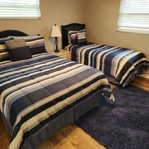 3 Schlafzimmer, Bügeleisen/Bügelbrett, kostenloses WLAN, Bettwäsche
