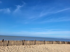 Sun-loungers - Holiday house in residence (chatelaillon-plage)