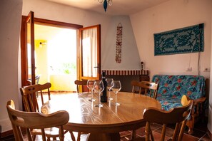 Apartment, 2 Bedrooms | In-room dining - FANTASTICO PORTO OTTIOLU (Budoni)