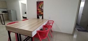 تناول الطعام