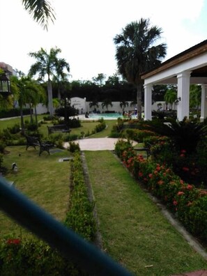 Departamento básico, 3 habitaciones | Vista al parque