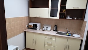 Private kitchenette - Academ House - Hostel (Kyiv)
