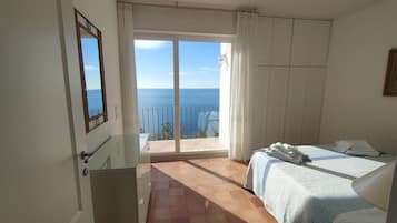 2 Schlafzimmer, Zimmersafe, Bügeleisen/Bügelbrett, Reisekinderbett