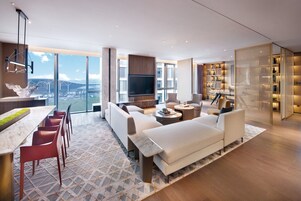 Suite Royal, 1 cama de matrimonio | Ropa de cama de alta calidad y edredones de plumas