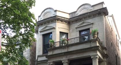 Encantador y antiguo apartamento Wrigleyville 3BD, garaje GRATUITO