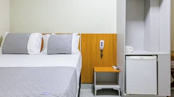 Camera doppia | Minibar, insonorizzazione, Wi-Fi gratuito, lenzuola