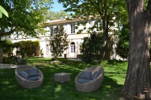 Exterior - Apartment Clémentine (120M2) 3 bedrooms 2 bathrooms - sleeps 6 (Avignon)
