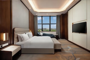 미니바, 객실 내 금고, 책상, 암막 커튼