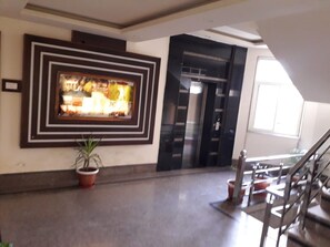 Interior detail - Hotel Royal Stay (Reasi)