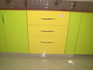 Unclassified image, 4 of 17, button