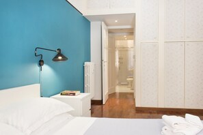 2 quartos, ferros/tábuas de passar roupa, Wi-Fi, roupa de cama