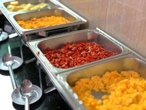 Tägliches inbegriffenes Frühstücksbuffet