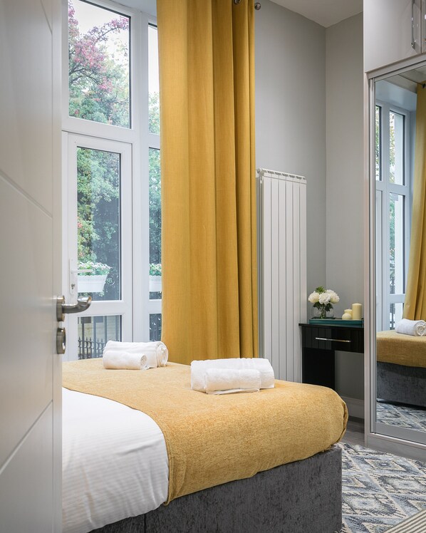 Décoration personnalisée, ameublement personnalisé, bureau