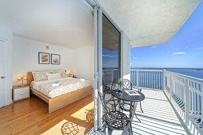 3 bedrooms, desk, iron/ironing board, travel cot