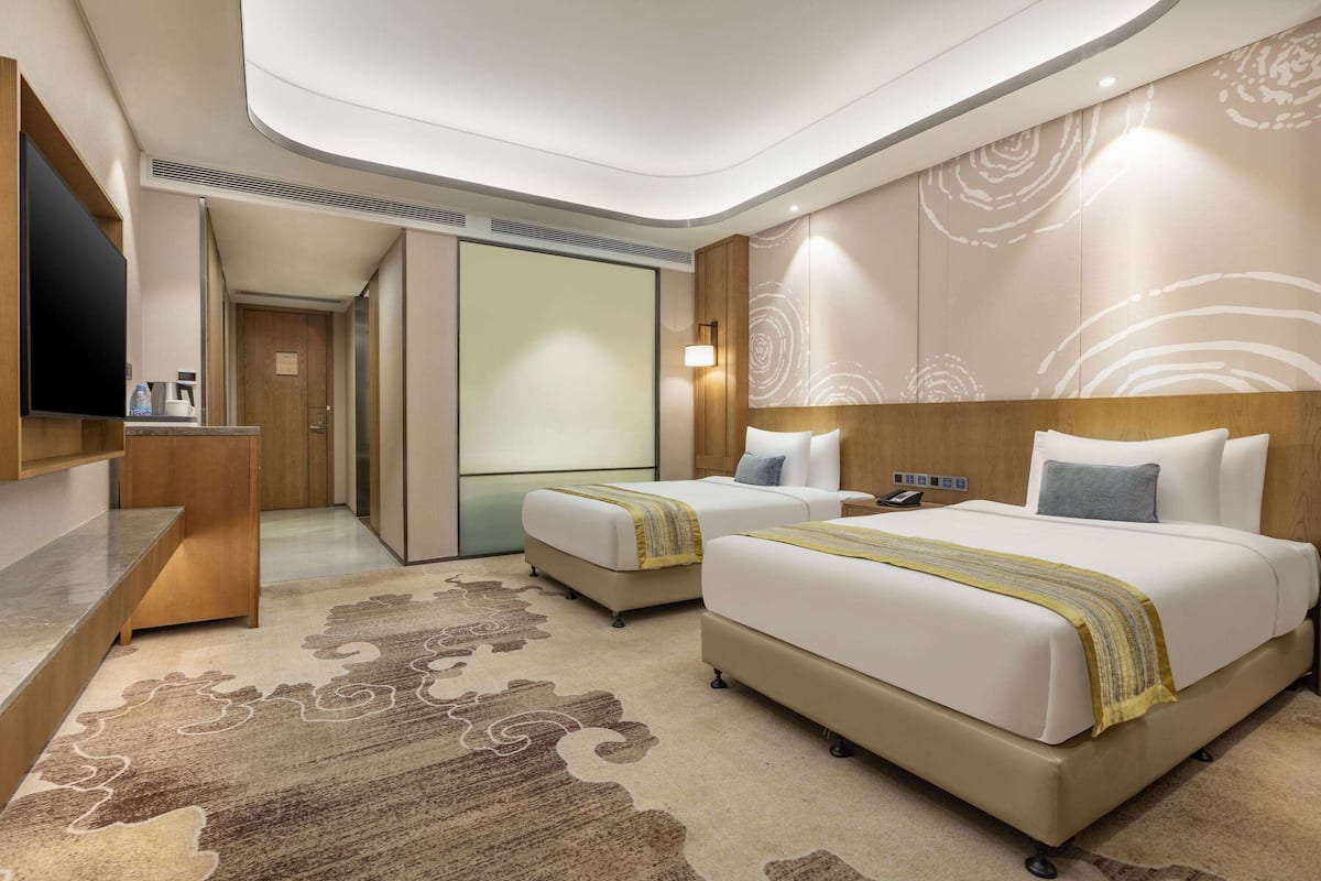 Executive Twin Room | 1 bedroom, bed sheets