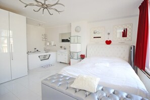 2 bedrooms, in-room safe, soundproofing, iron/ironing board