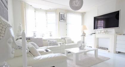 Most exclusive penthouse at canals in City Centre