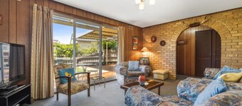 Raymond Coastal Cottage