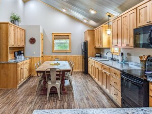 Fridge, microwave, oven, coffee/tea maker