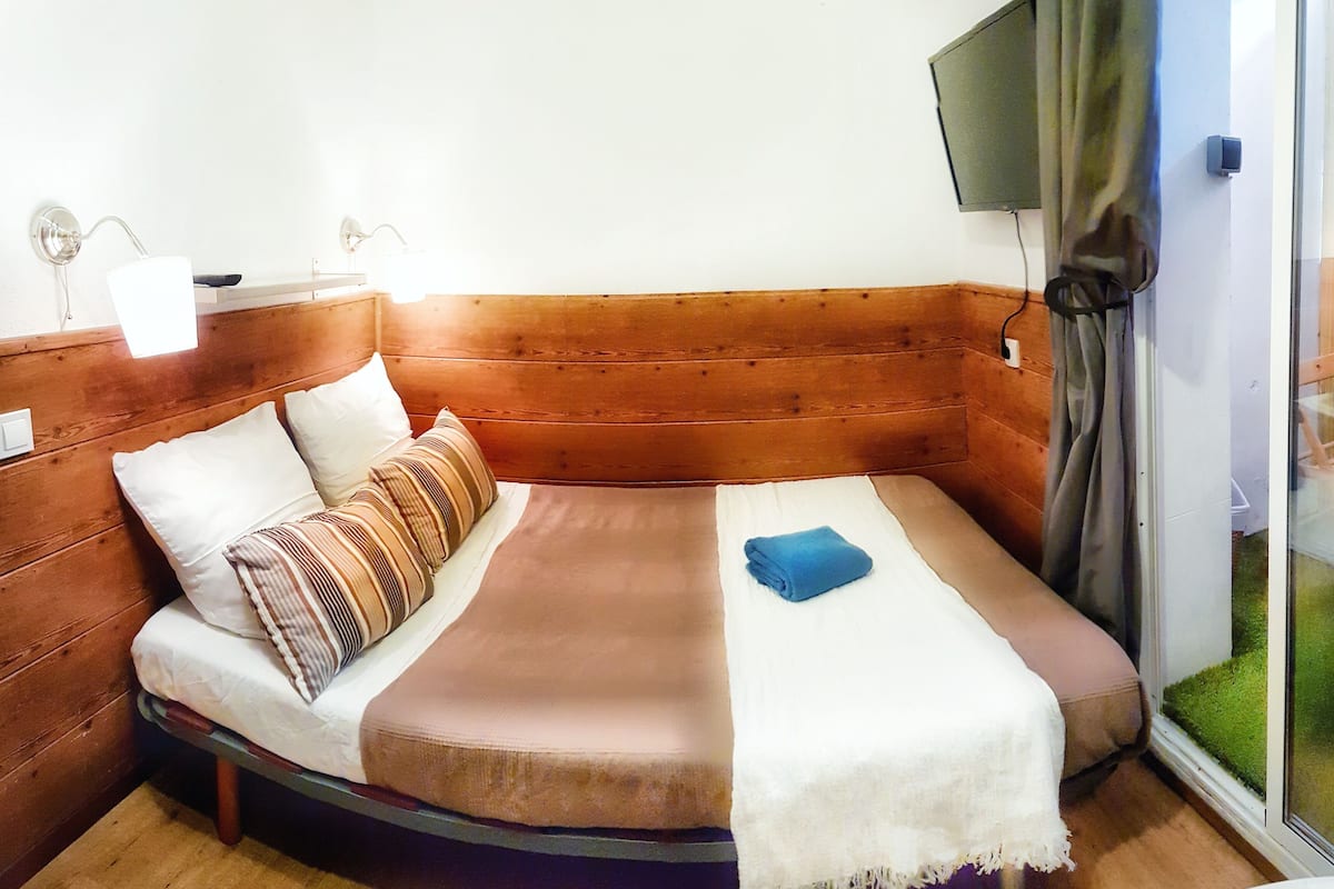Blackout curtains, iron/ironing board, free WiFi, bed sheets