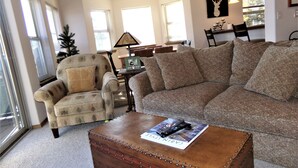 Interior detail - Tarn Landing 1 Bed Loft TLDA (Frisco)